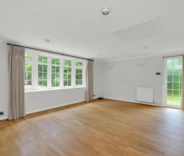 5 bedroom detached house to rent - Photo 3