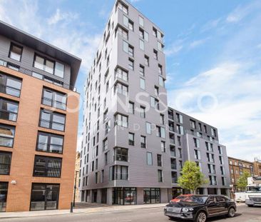 Studio to rent - Photo 2