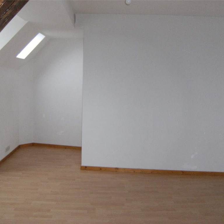 A LOUER APPARTEMENT DE TYPE 3 DUPLEX A DOLE (39100) - Photo 1