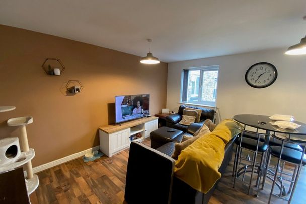 Station Square - Photo 1