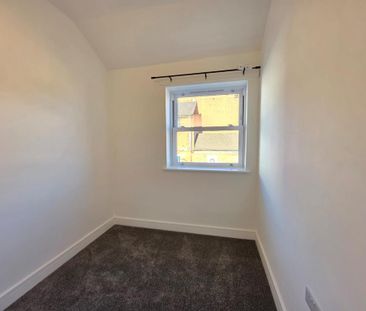 2 bedroom maisonette to rent - Photo 4