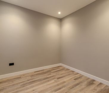 Stunning Recently Converted Ground Floor Maisonette with Smart Home... - Photo 1