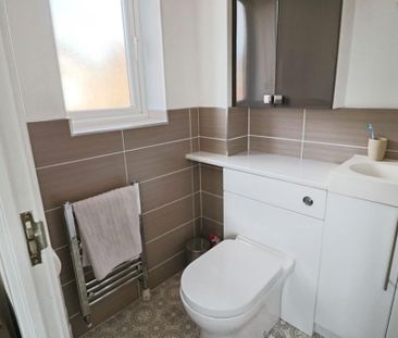 4 bedroom detached house to rent - Photo 1