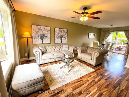 For Lease - 298 Glenwoods Avenue, Georgina, Ontario - Photo 2