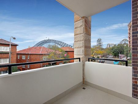 8/104 Kirribilli Avenue, Kirribilli, NSW 2061 - Photo 3