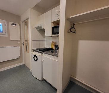 Location Appartement 1 pièce 25m² - Photo 4