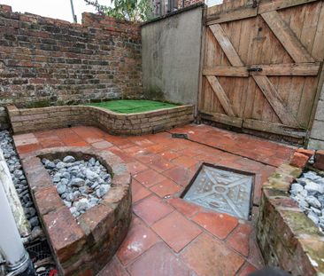 Adelaide Road, Kensington, Liverpool. - Photo 2