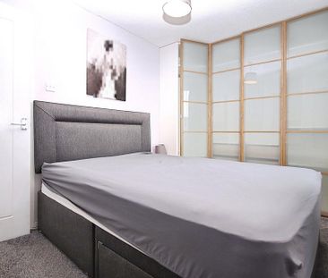 3 bedroom detached house to rent - Photo 4