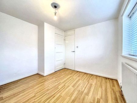 Kirkstone Avenue, Peterlee, Peterlee, Durham, SR8 5LJ - Photo 3