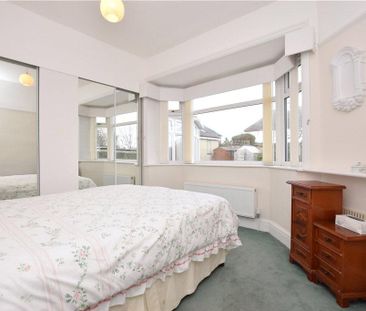 3 bedroom bungalow to rent - Photo 3