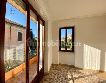 Trilocale viale Giuseppe Mazzini 15, Centro, Romagnano Sesia - Photo 2