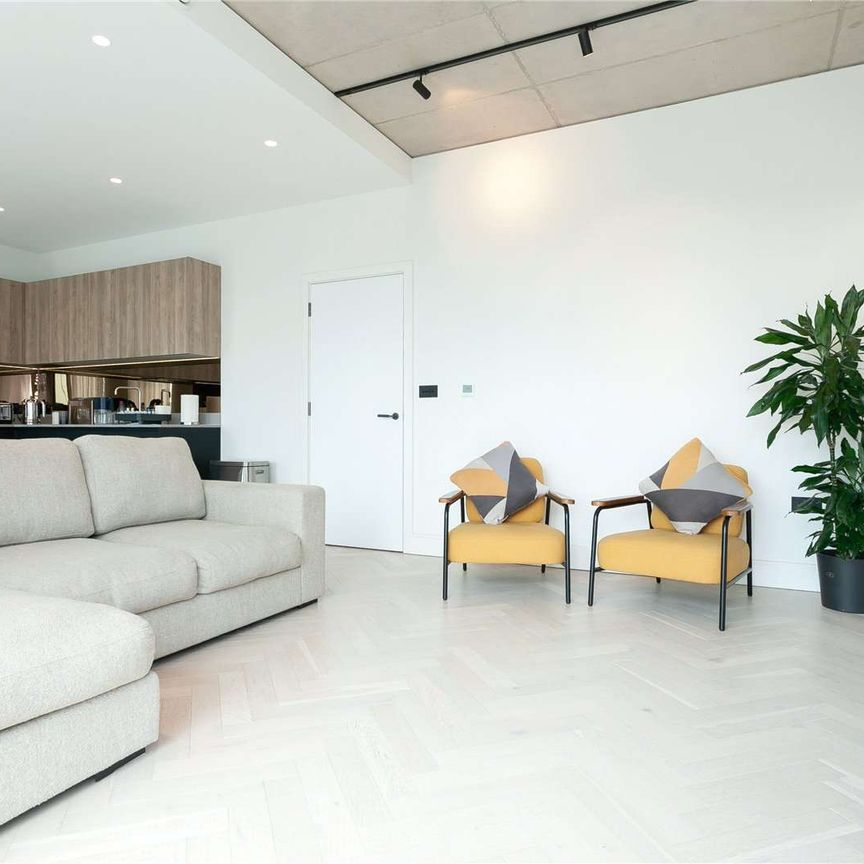 Andrews Road, London, E8 4FX - Photo 1