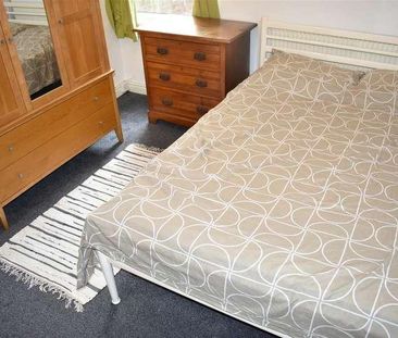 Harold Road, Southsea, PO4 - Photo 4