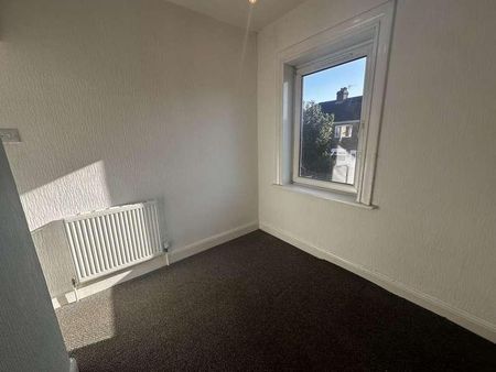 James Street, Grimsby, DN31 - Photo 3