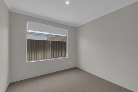 Looking for a New Family Home in Baldivis - Photo 3