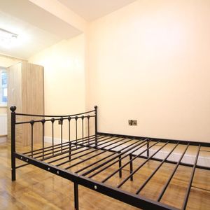 Dunedin Way, Hayes - Photo 3