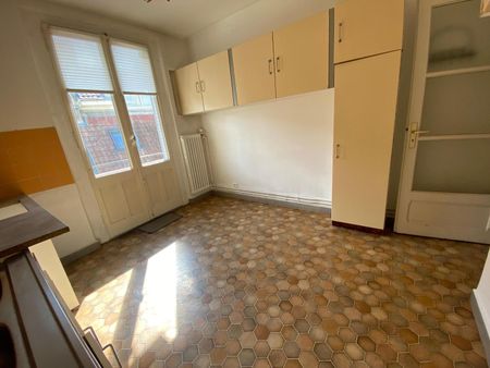 Location Appartement 2 pièces 64m² THONON LES BAINS 74200 - Photo 5