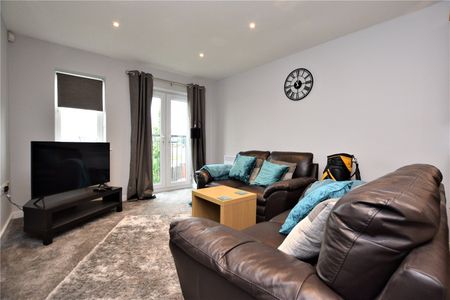 South End Grove, Leeds, West Yorkshire, LS13 2AX - Photo 4