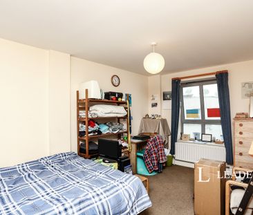 2 bedroom apartment to rent Lee High Road, London, SE13 - Photo 2
