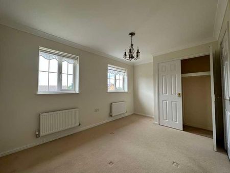 Parkside, Wilnecote, Tamworth, B77 - Photo 4