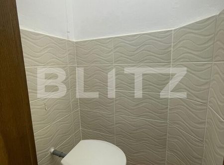 Apartament cu 3 camere, 98 mp, 2 balcoane, zona Centrala - Photo 4