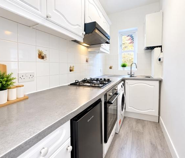 1 bedroom flat to rent - Photo 2