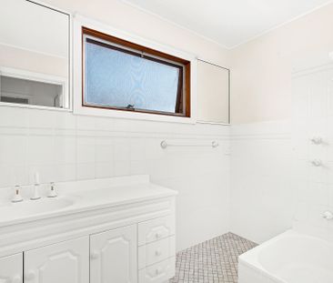 Family Friendly Home - Photo 3