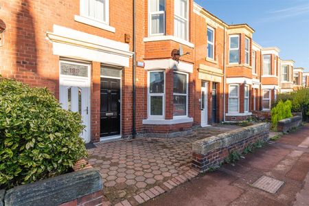 Simonside Terrace, Heaton, Newcastle Upon Tyne - Photo 5