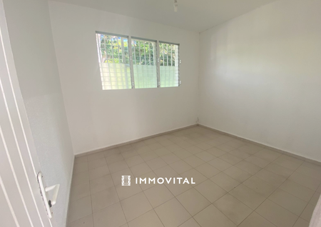 Location Maison 5 pièces 90m² ST CLAUDE 97120 - Photo 4