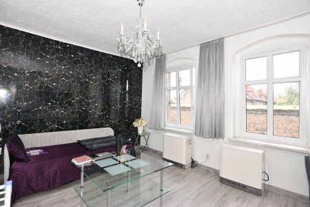 Stylowe mieszkanie po remoncie – zamieszkaj w samym sercu miasta! - Photo 3