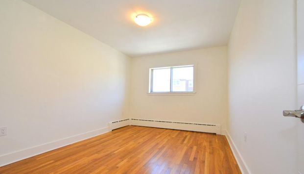 Kent Street - Photo 1