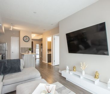 550 North Service Rd, Grimsby (1102) - 1 Bed + Den Condo with Lake ... - Photo 4