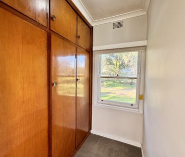 Location, location, location - Photo 3