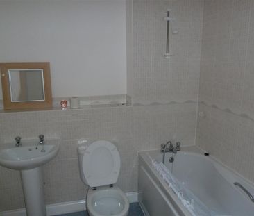 2 bedroom apartment to rent - Photo 6