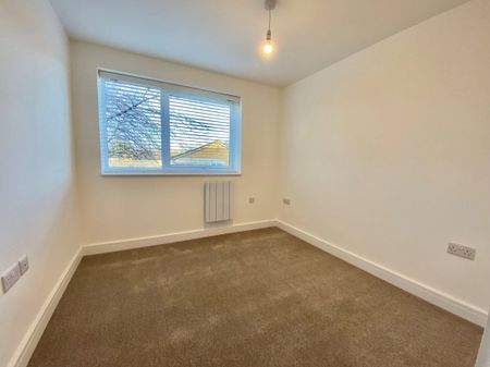 Peterborough - Photo 4