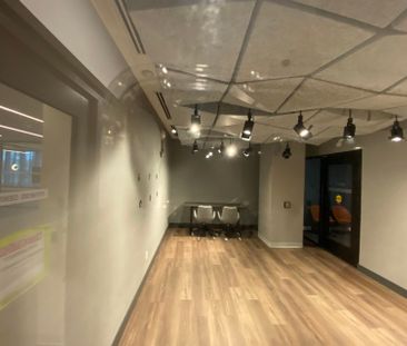 For Lease - 1037 The Queensway N/A, Toronto, Ontario - Photo 2