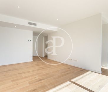 Newly built apartment for rent in Finestrelles - Photo 3