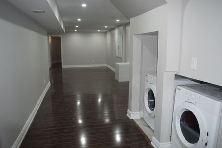 For Lease - 299 Ironside Drive Unit# Bsmt, Oakville, Ontario - Photo 2