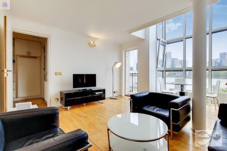 1 bedroom in a flat share to rent - Photo 2