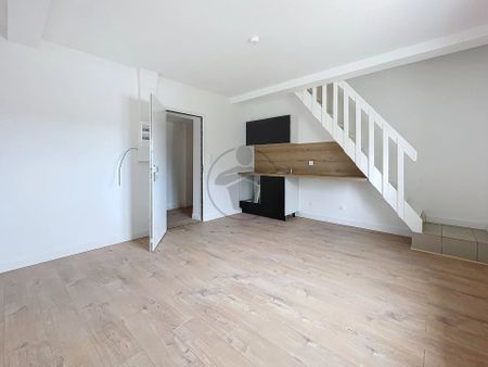 Location Appartement 2 pièces 34 m2 à Saint-Quentin - Photo 2