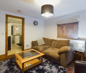 2 bedroom semi-detached house to rent - Photo 1