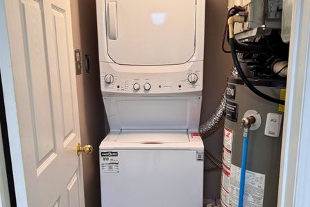 For Lease - 216 Plains Road Unit# E404, Burlington, Ontario - Photo 2