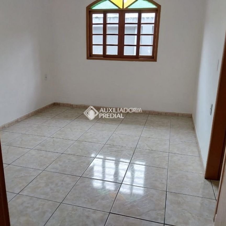 Casa com 4 quartos e 220m² para alugar em Campeche, Florianópolis. - Foto 1
