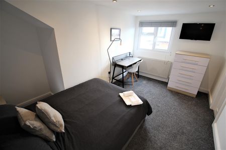 Kelsall Terrace, Hyde Park, LS6 1RD, Leeds - Photo 4