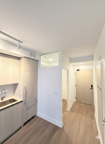 For Lease - 3250 Carding Mill Trail Unit# 222, Oakville, Ontario - Photo 5