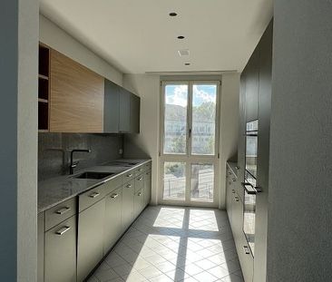 schöne Neubauwohnung im Zentrum Münchwilen - Photo 4