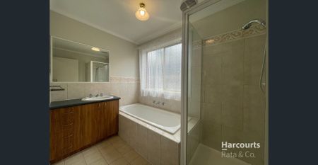 Stunning 3-Bedroom Home in South Morang - Photo 4