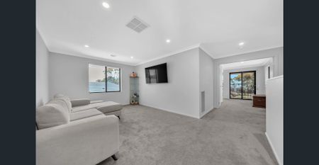 Luxury, Lifestyle & Location Combine at 36 Wichita Grove, Lara. - Photo 3