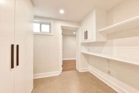 For Lease - 448 Salem Avenue Unit# Basement, Toronto, Ontario - Photo 3