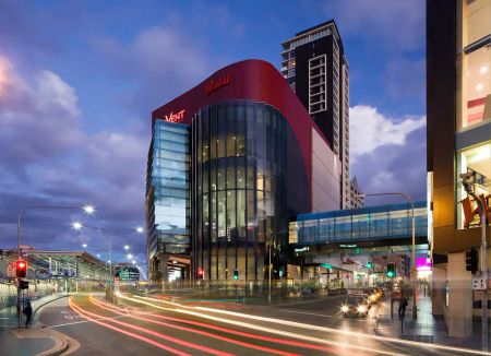 “Well Maintained 2 Bedroom Apartment On The 15th Floor!” - Photo 5